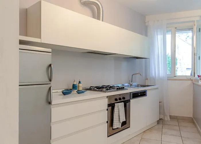 Sirolo, Trilo Pza Martiri, 2 Aria Condizionata, Posto Auto Apartment *