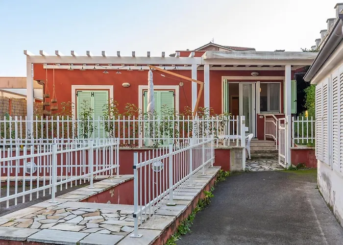 Apartment Sirolo, Trilo Pza Martiri, 2 Aria Condizionata, Posto Auto